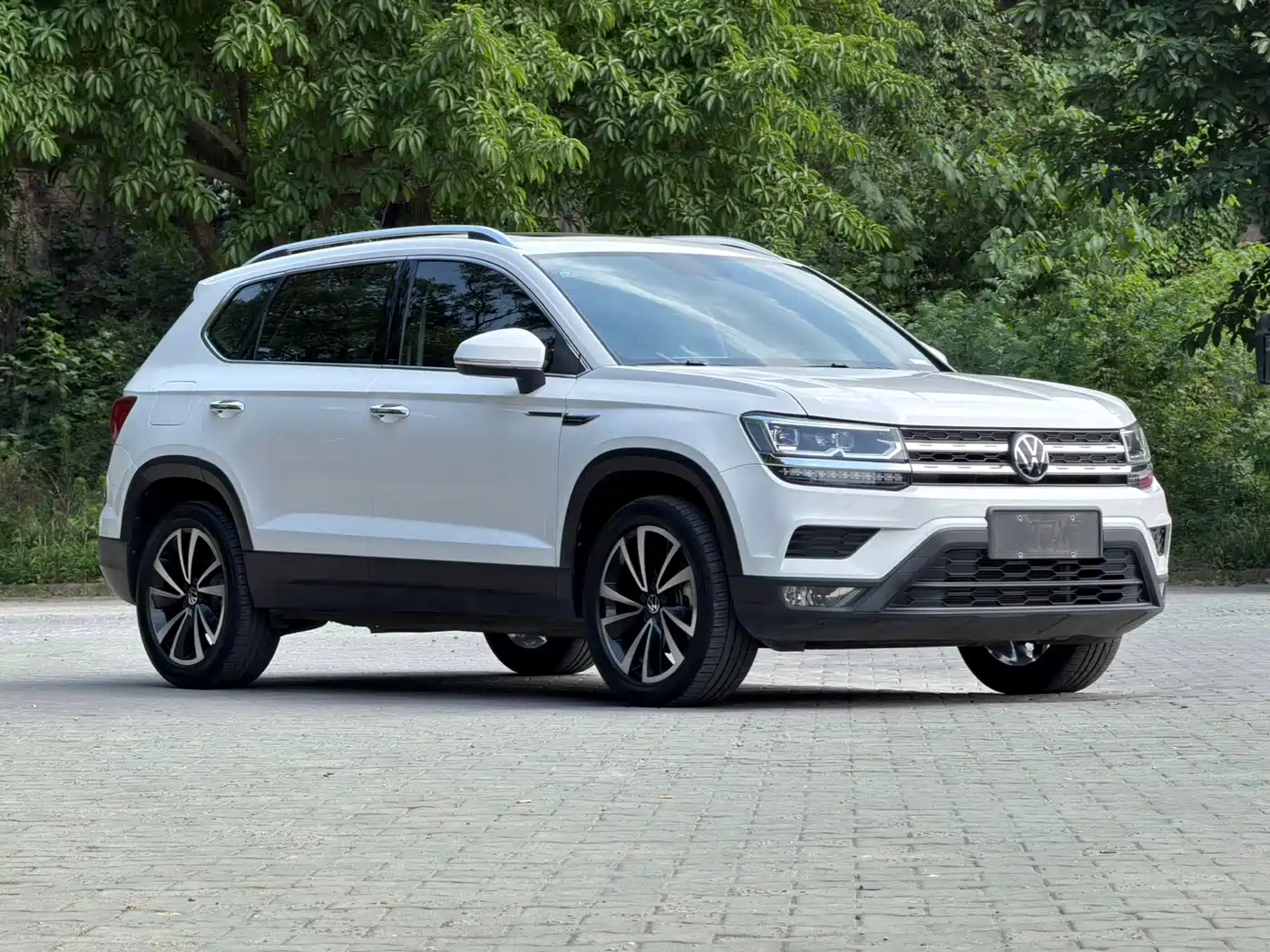 Volkswagen Tharu 2022 280TSI FWD Luxury Edition фото 8