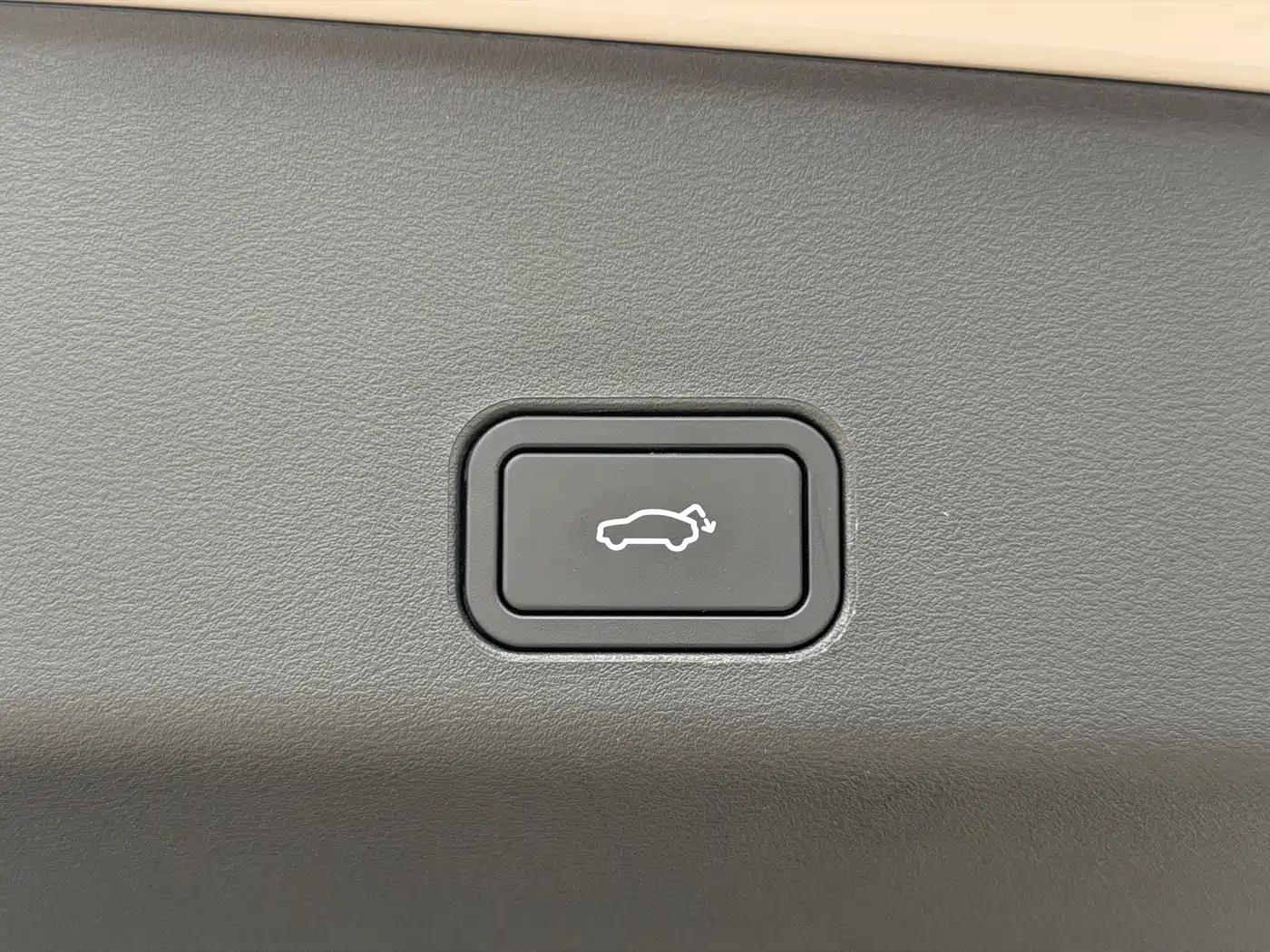 Geely Xingyue L 2024 1.5T Tiāngōng Edition фото 26