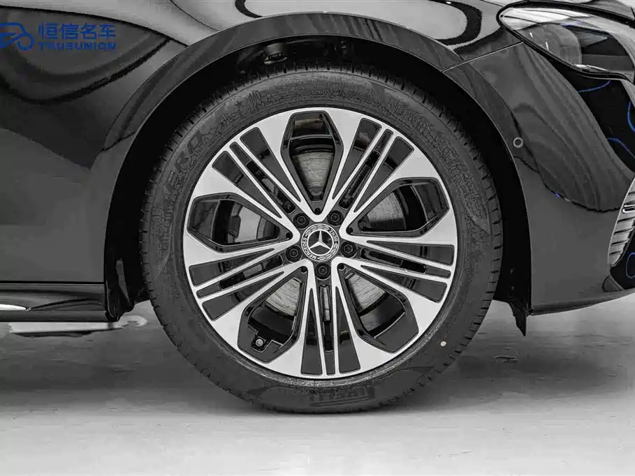 Mercedes-Benz E-Class 2026