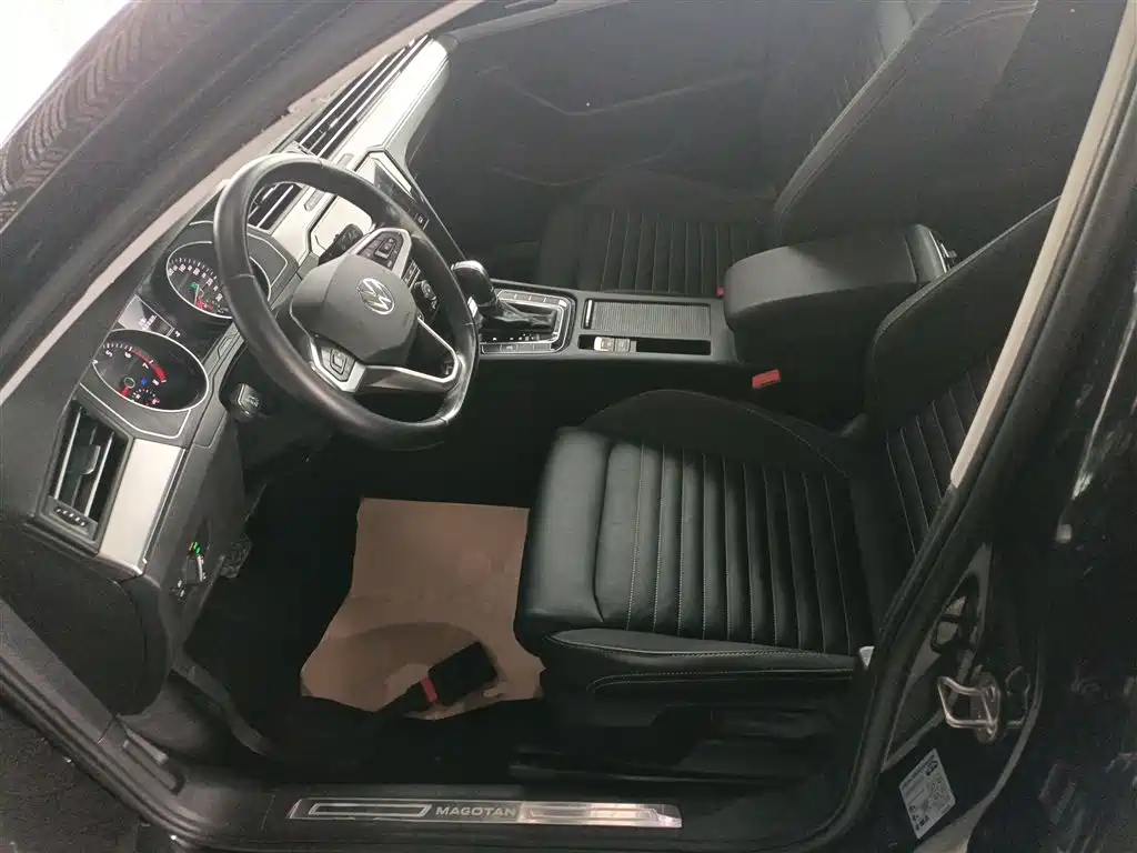 Volkswagen Magotan 2020 280TSI DSG Comfort фото 11