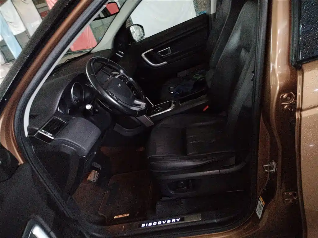 Land Rover Discovery Sport 2016 2.0T Launch Limited Edition фото 16