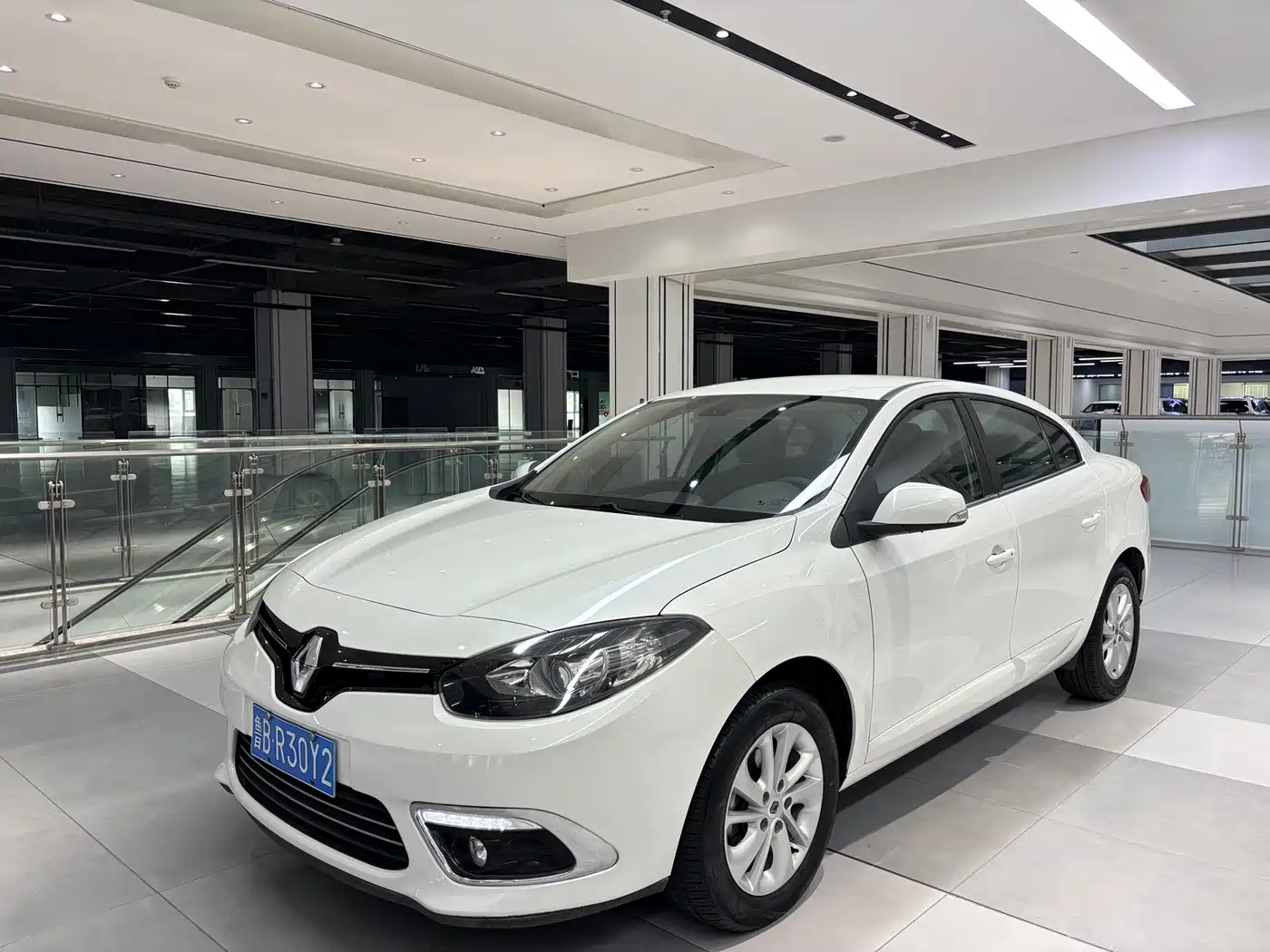 Renault Fluence 2016 2015 2.0L Fashion Edition