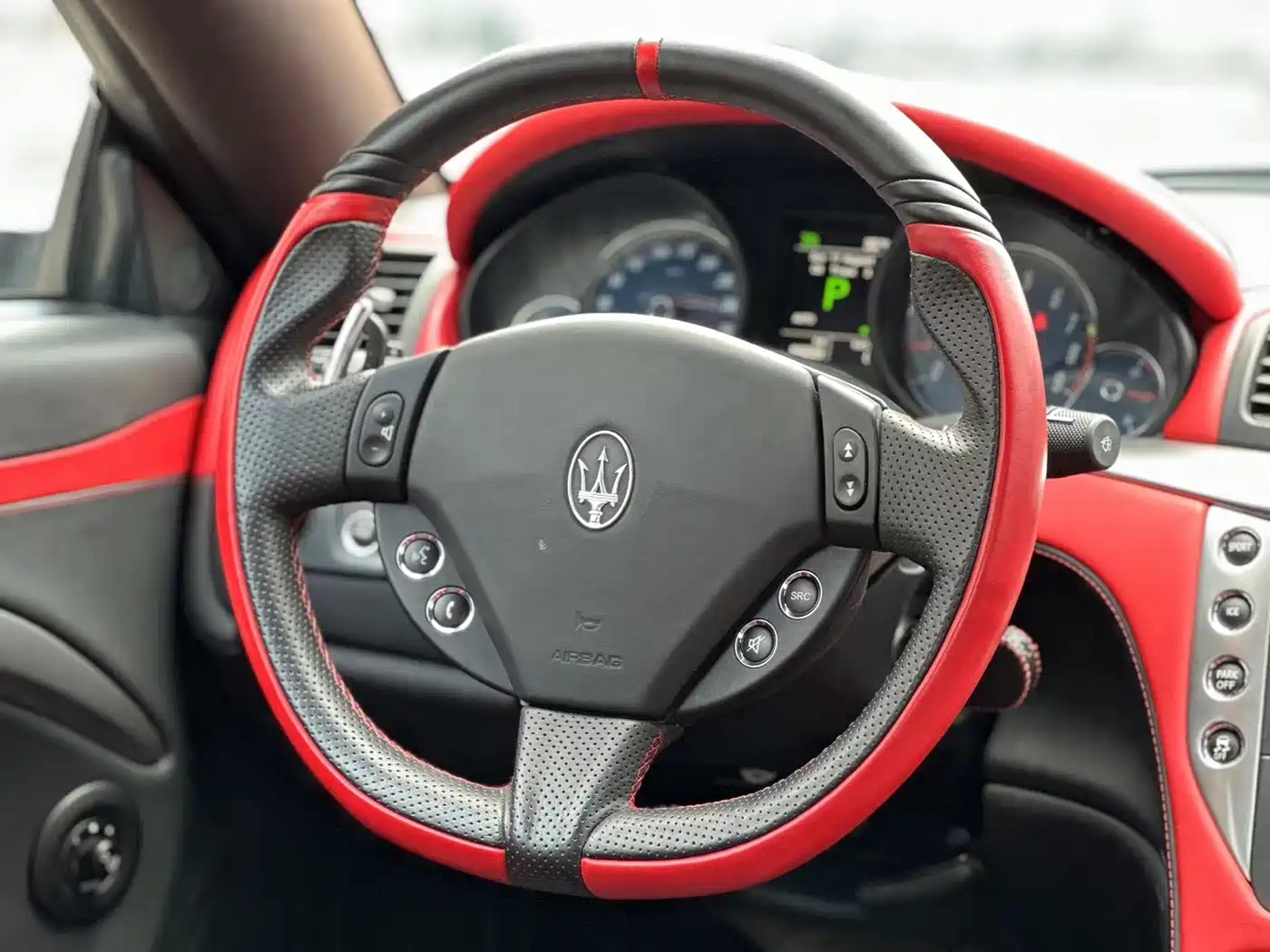 Maserati GranTurismo 2017 2007 4.2L Standard