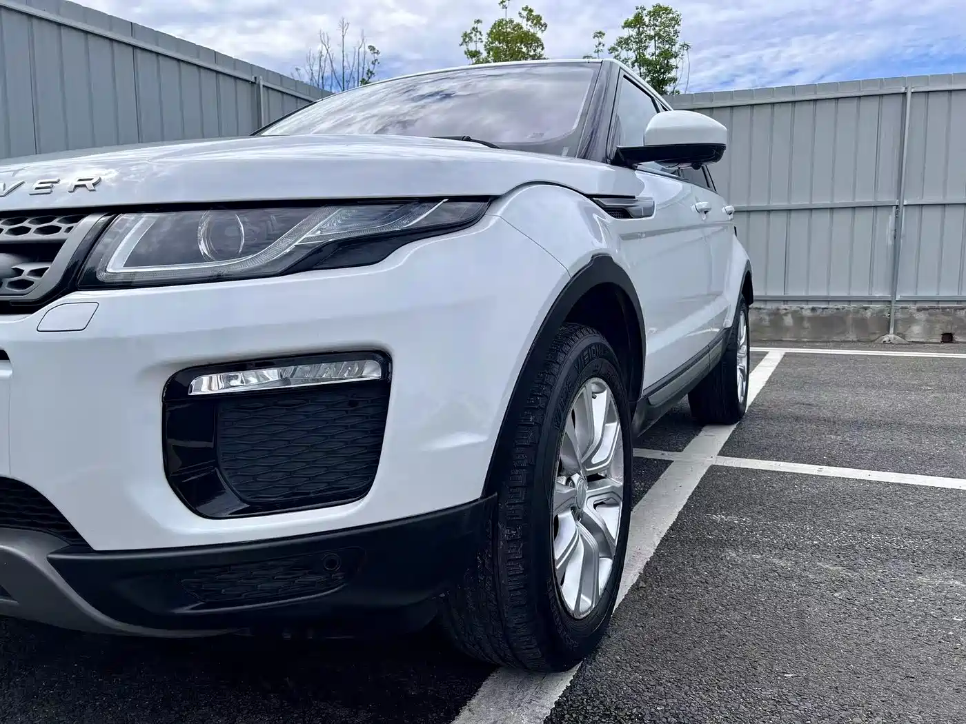 صورة 7 - Land Rover Range Rover Evoque