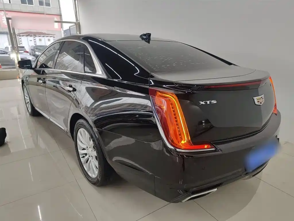 Cadillac XTS 2018 28T Technology фото 5