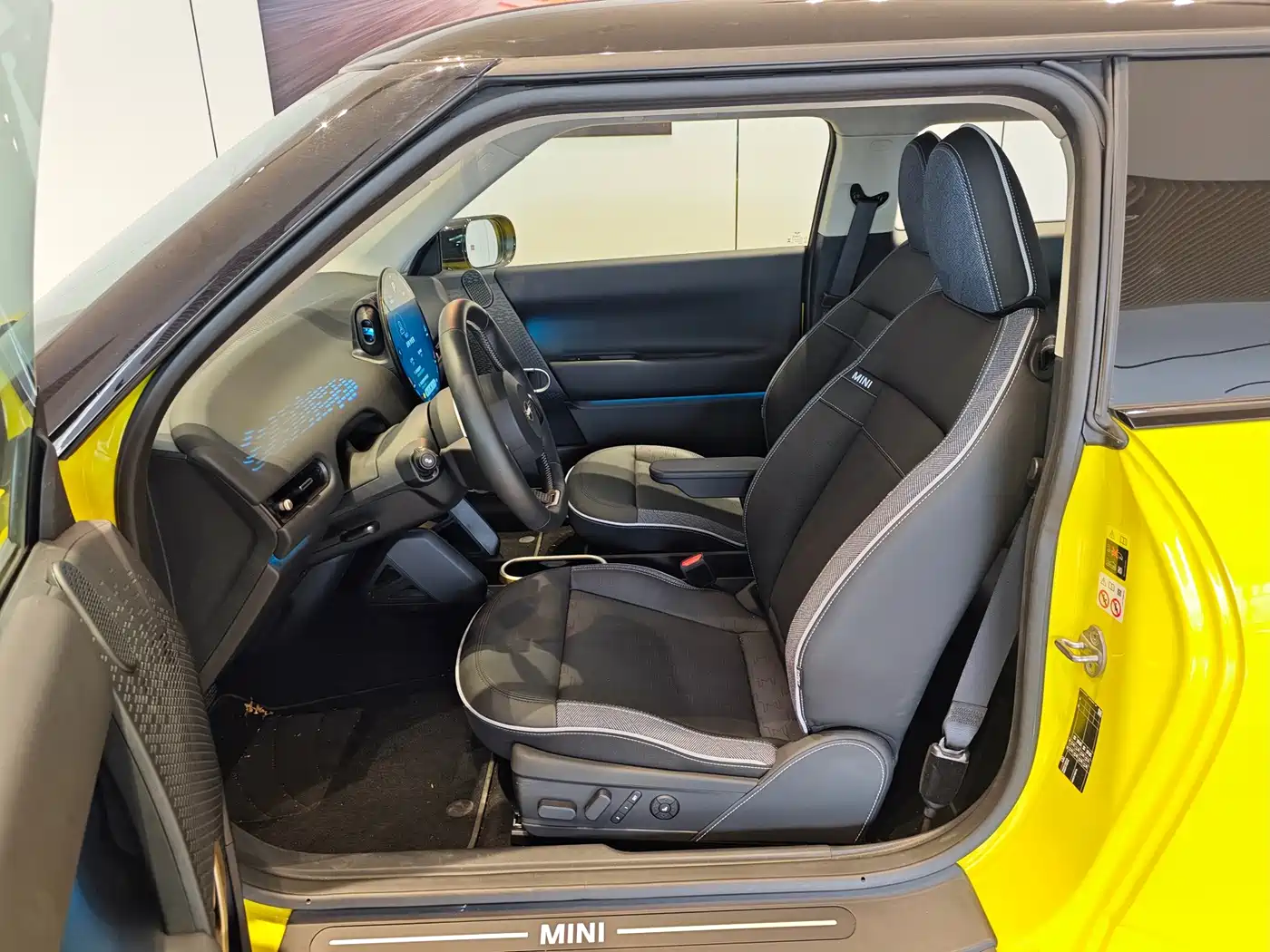 MINI Electric MINI COOPER 2025 2025 Model 456km COOPER E Classic
