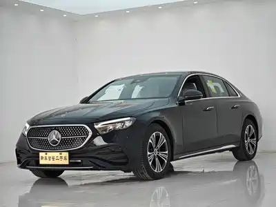 Mercedes-Benz E
