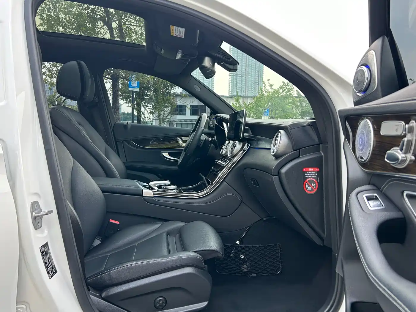 Mercedes-Benz GLC 2018 GLC 260 4MATIC Dynamic фото 28
