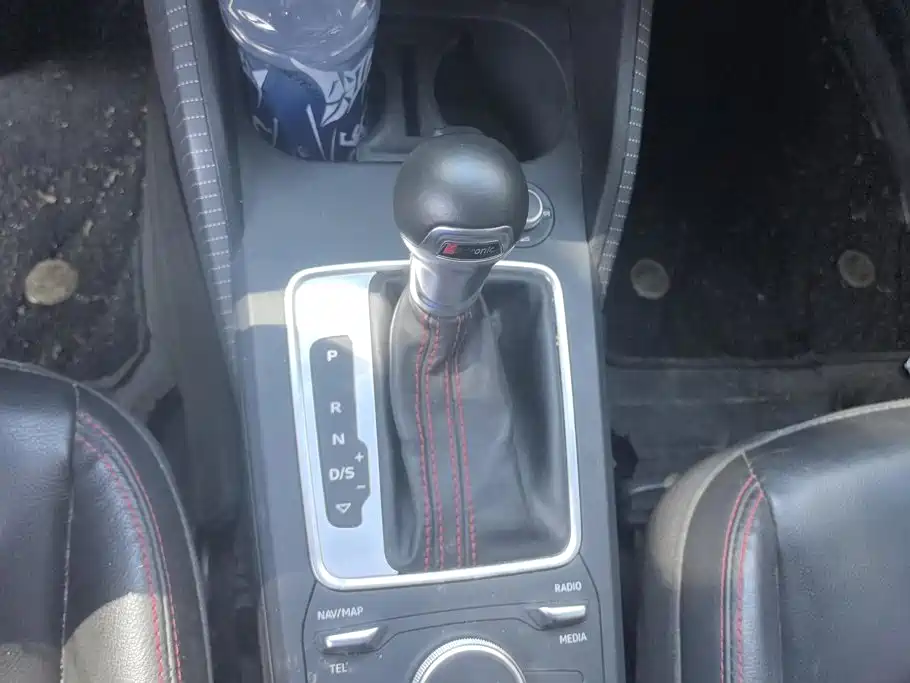 Audi Q2L 2023 2022 35 TFSI Progressive Dynamic