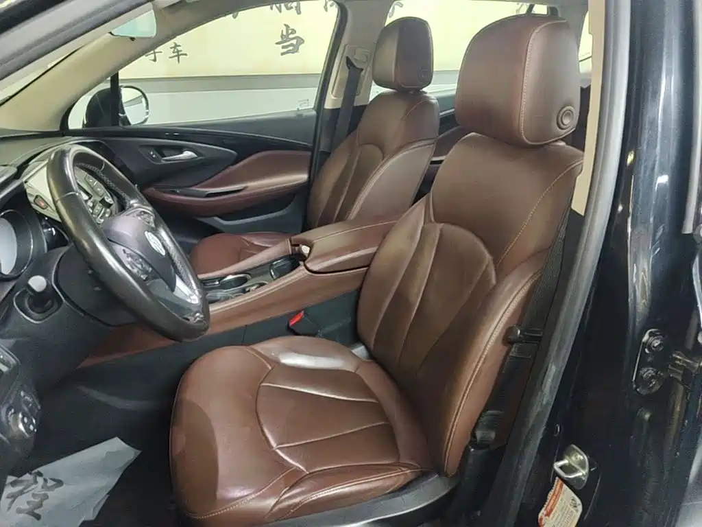 Фото 15 - Buick Envision Plus