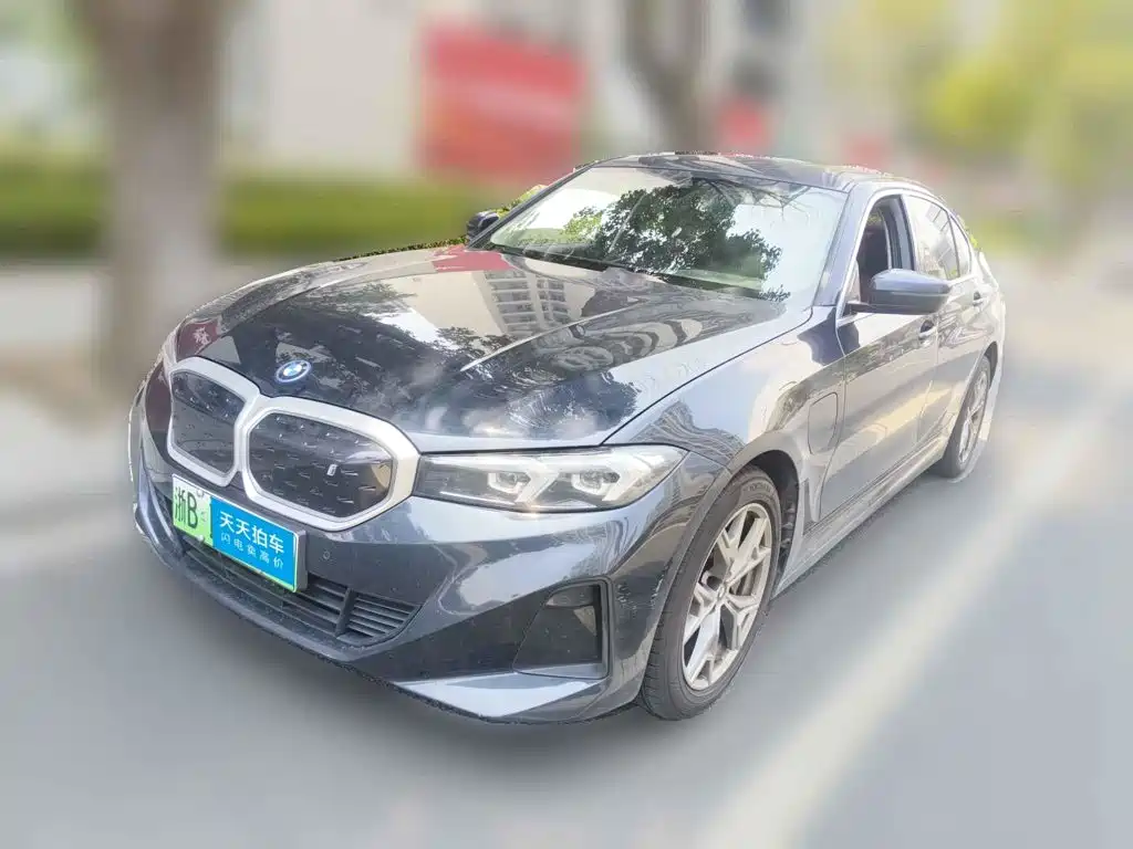 BMW i3 2024 eDrive 35 L