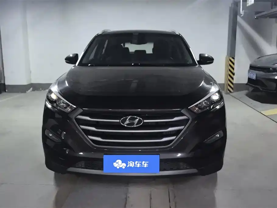 Hyundai Tucson 2015 1.6T Dual Clutch 2WD Smart фото 2