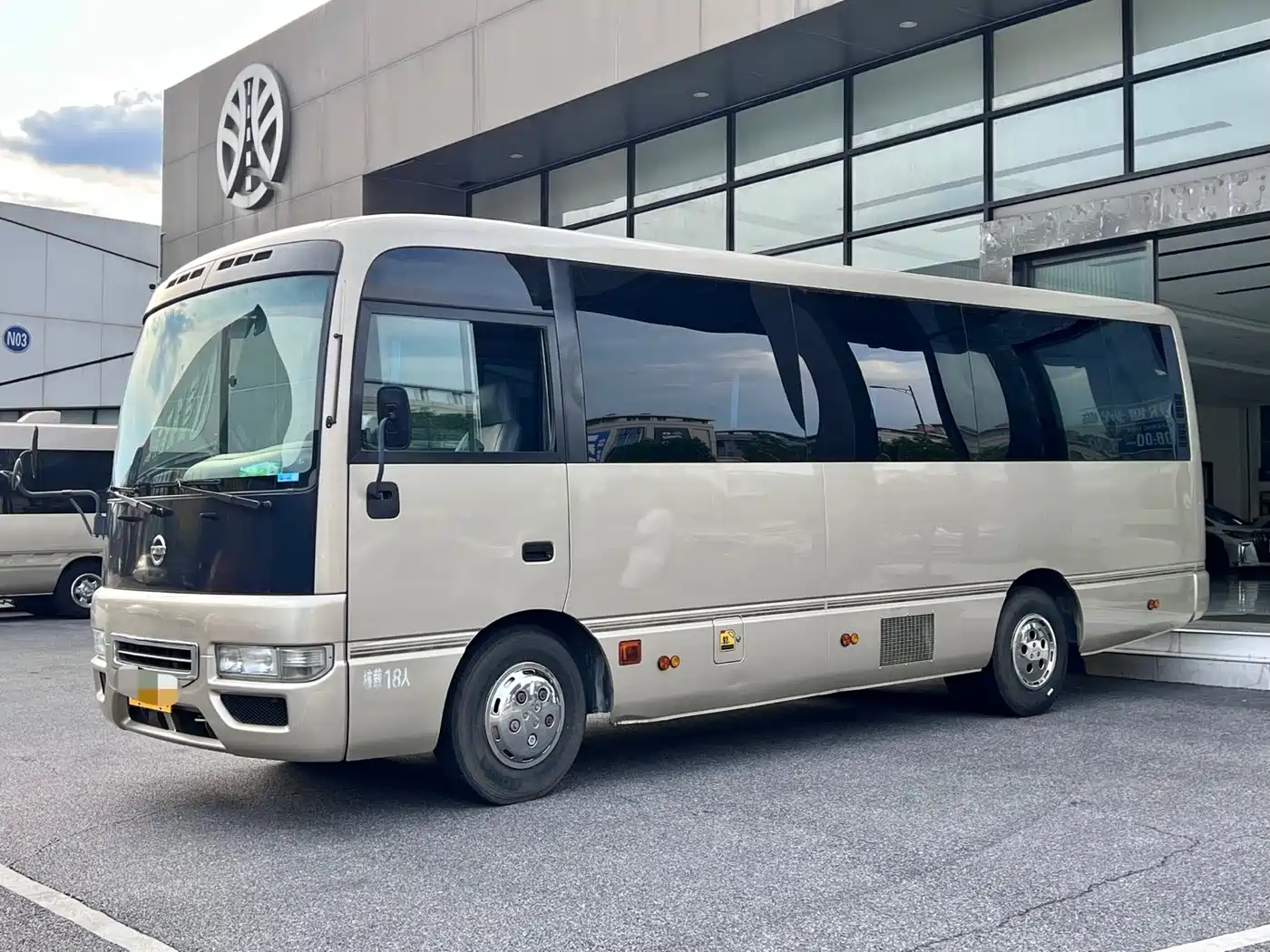 Nissan Civilian