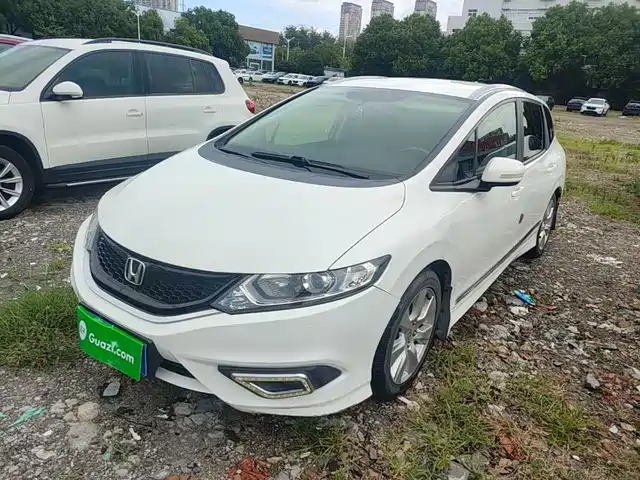 Honda Jade 2014 1.8L Automatic Comfort Elite 5-seater