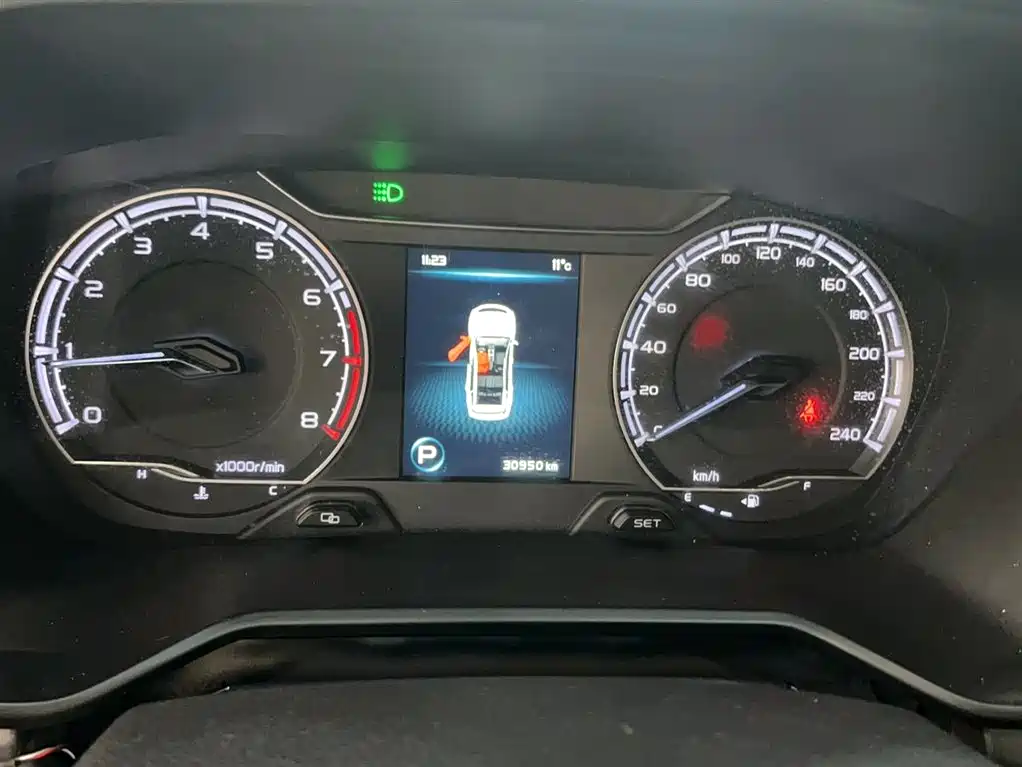 GEELY AUTOMOBILE VISION X6