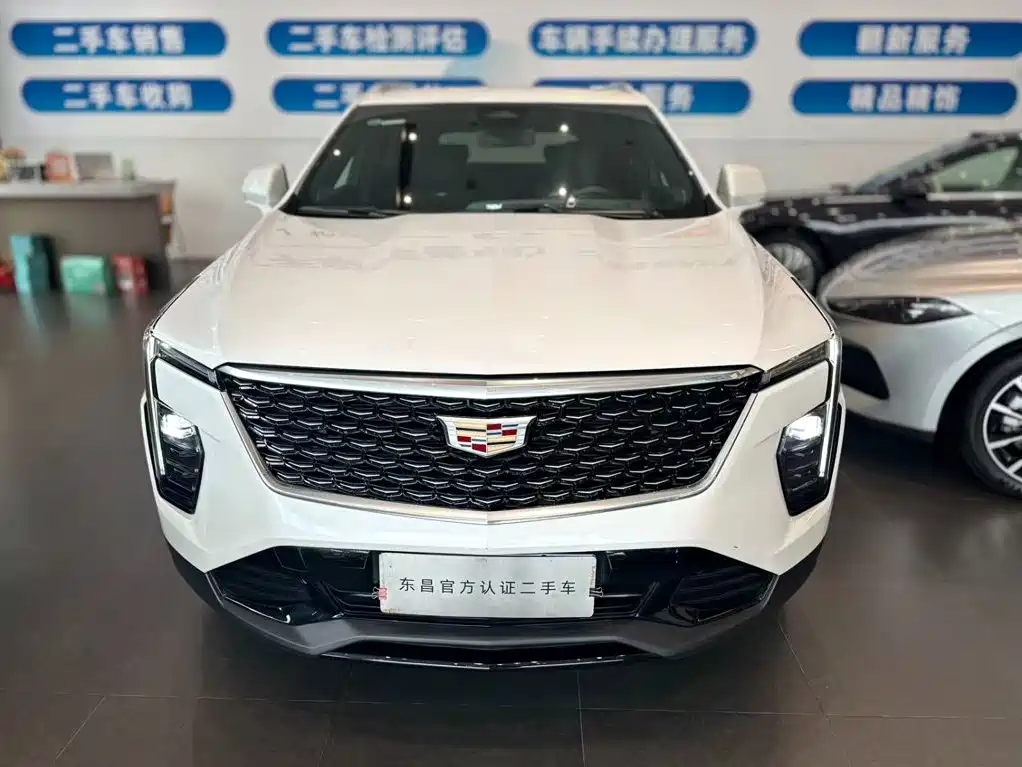 2025 Cadillac XT4
