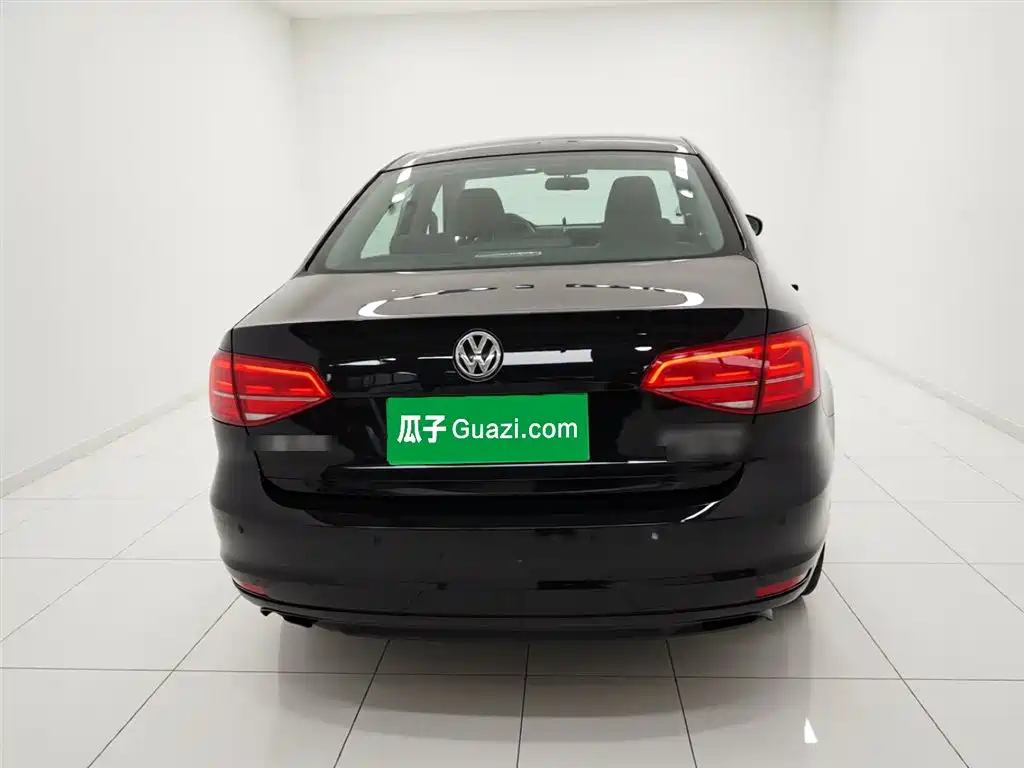 Volkswagen Sagitar 2018 280TSI DSG Spark Edition фото 6