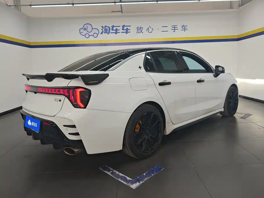 Lynk & Co 03 2023 2.0TD DCT Jin Pro фото 3