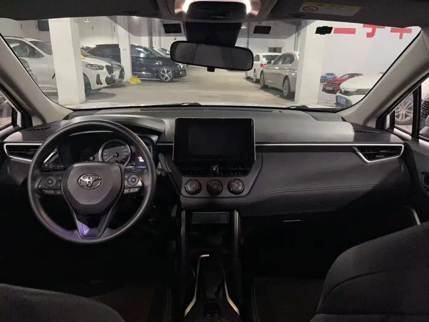 Фото 8 - Toyota Corolla Cross