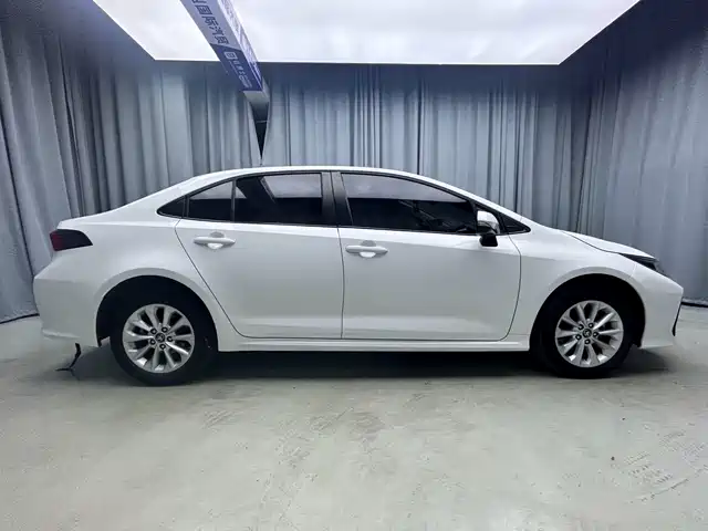 Toyota Corolla 2023 1.2T Elite Edition — фото 5