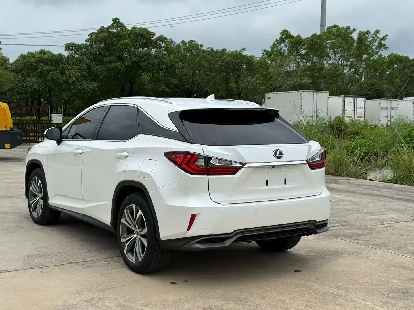 Фото 7 - Lexus RX
