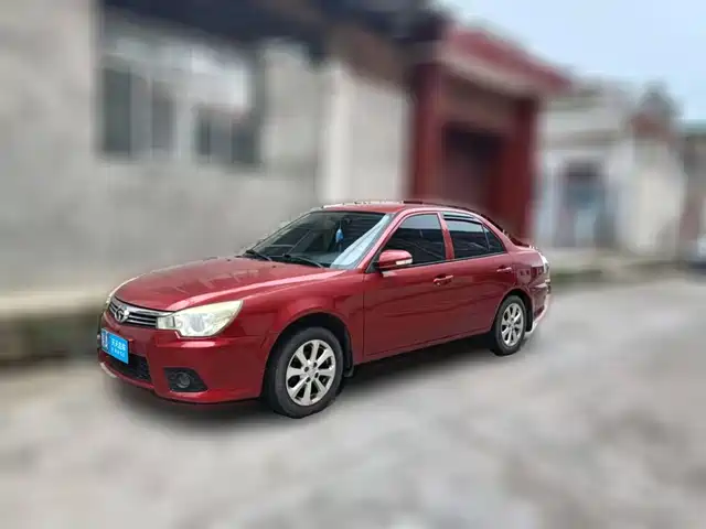  Soueast V3 Lingyue 2014 1.5L Manual Happiness Edition