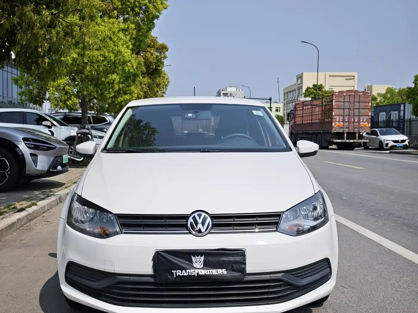 Volkswagen Polo 2016 1.4L Automatic Trend фото 2
