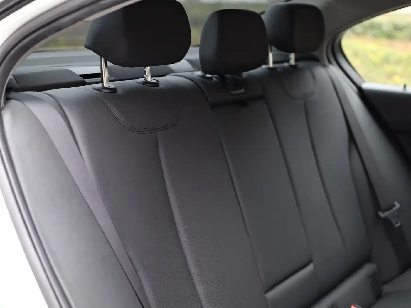 BMW 3 Series 2016 320i Fashion Model фото 27
