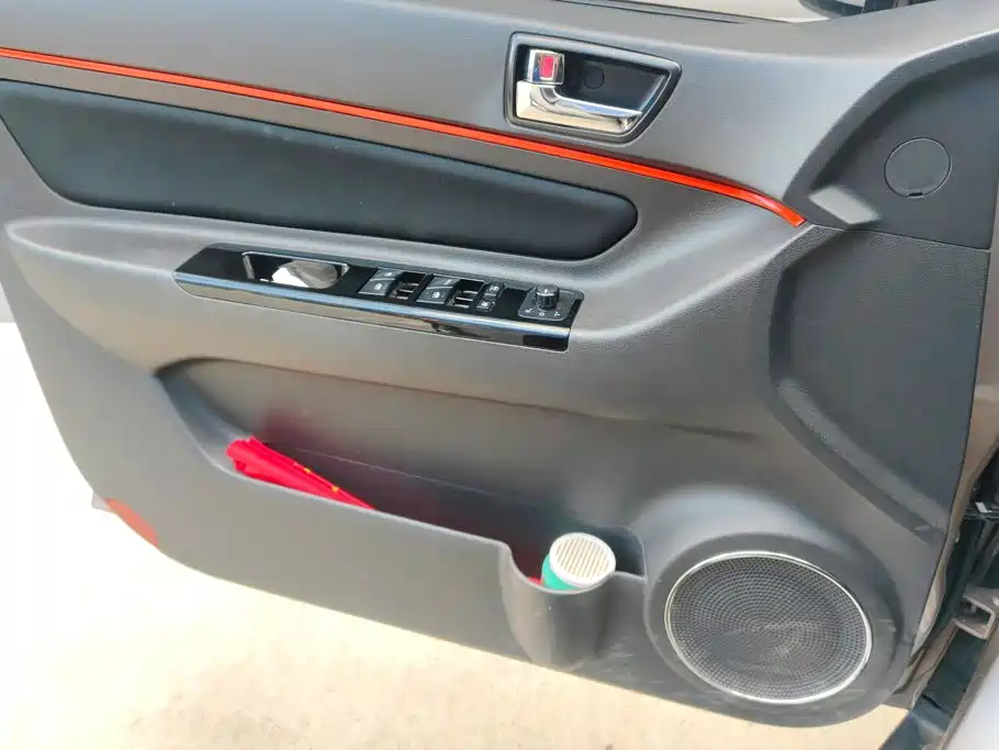 BAIC New Energy EX 2018 2018 EX360 New Trend Edition