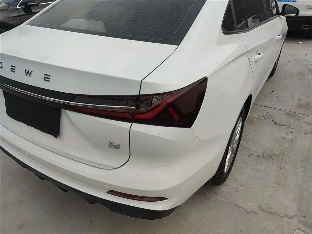 ROEWE I5
