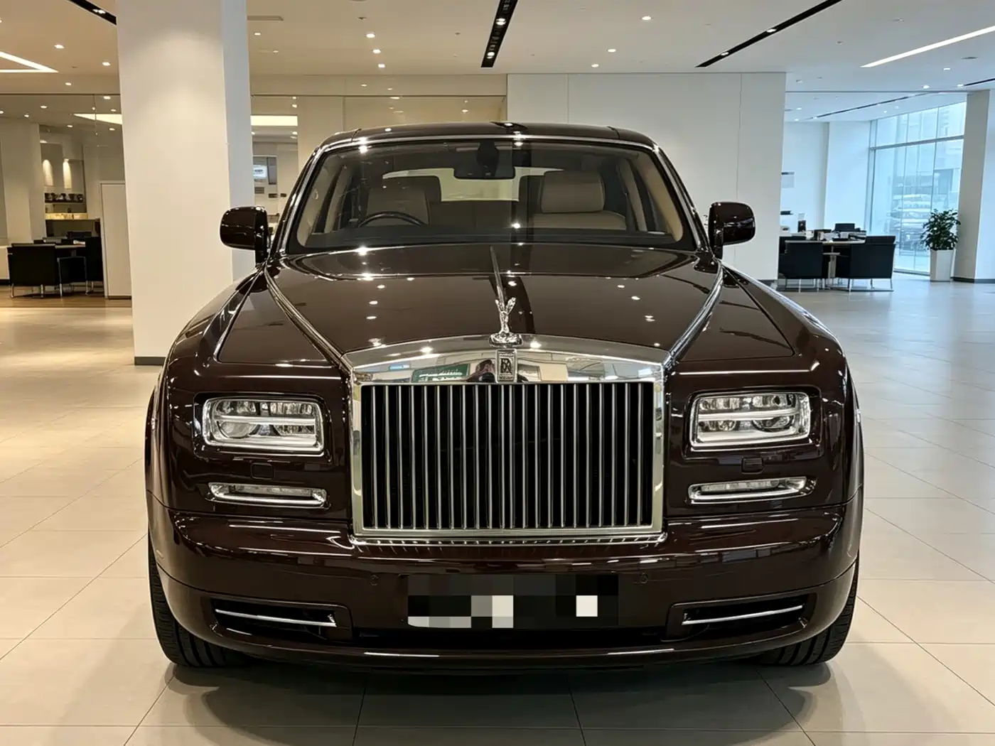 Rolls-Royce Phantom 2016 6.7L Metropolitan Collector's Edition фото 8