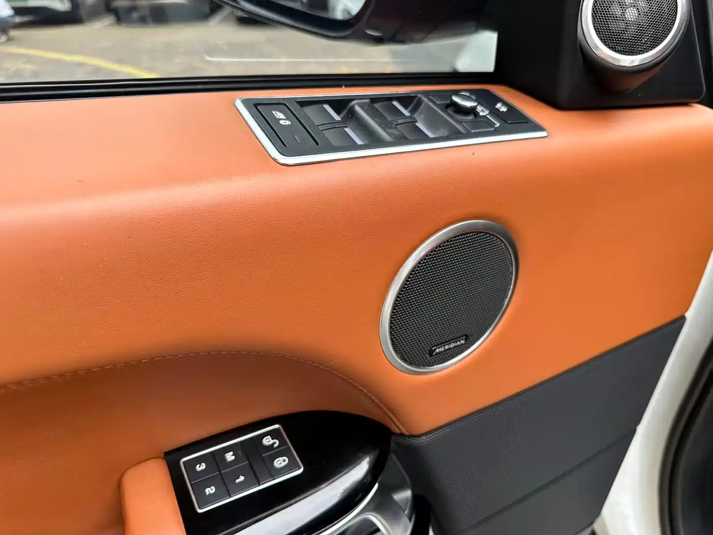 Land Rover Range Rover 2016 5.0 SC V8 AB Ultimate Autobiography LWB фото 12