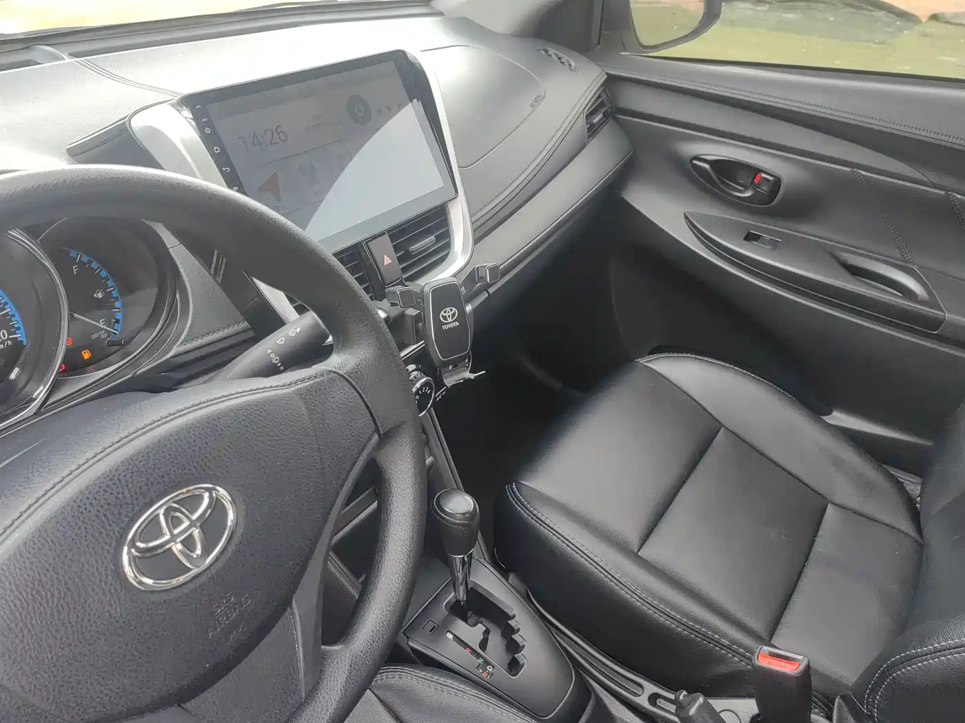 Toyota YARiS L Zhi Xiang 2019 1.5E CVT Charming China VI фото 6