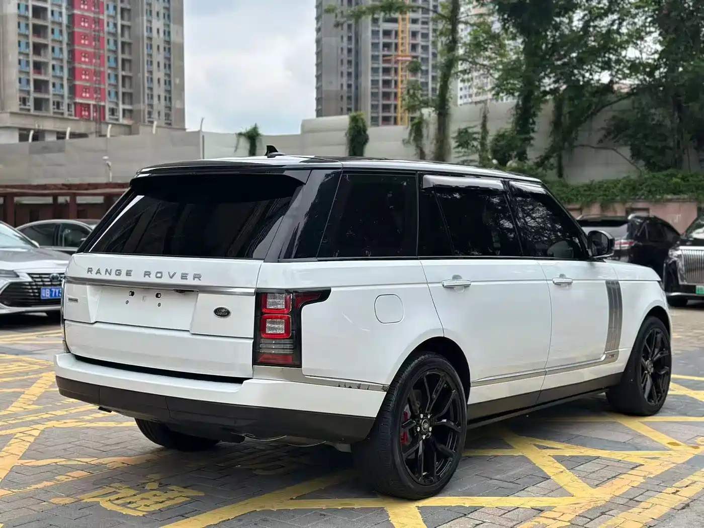 Land Rover Range Rover 2016 5.0 SC V8 AB Ultimate Autobiography LWB фото 11