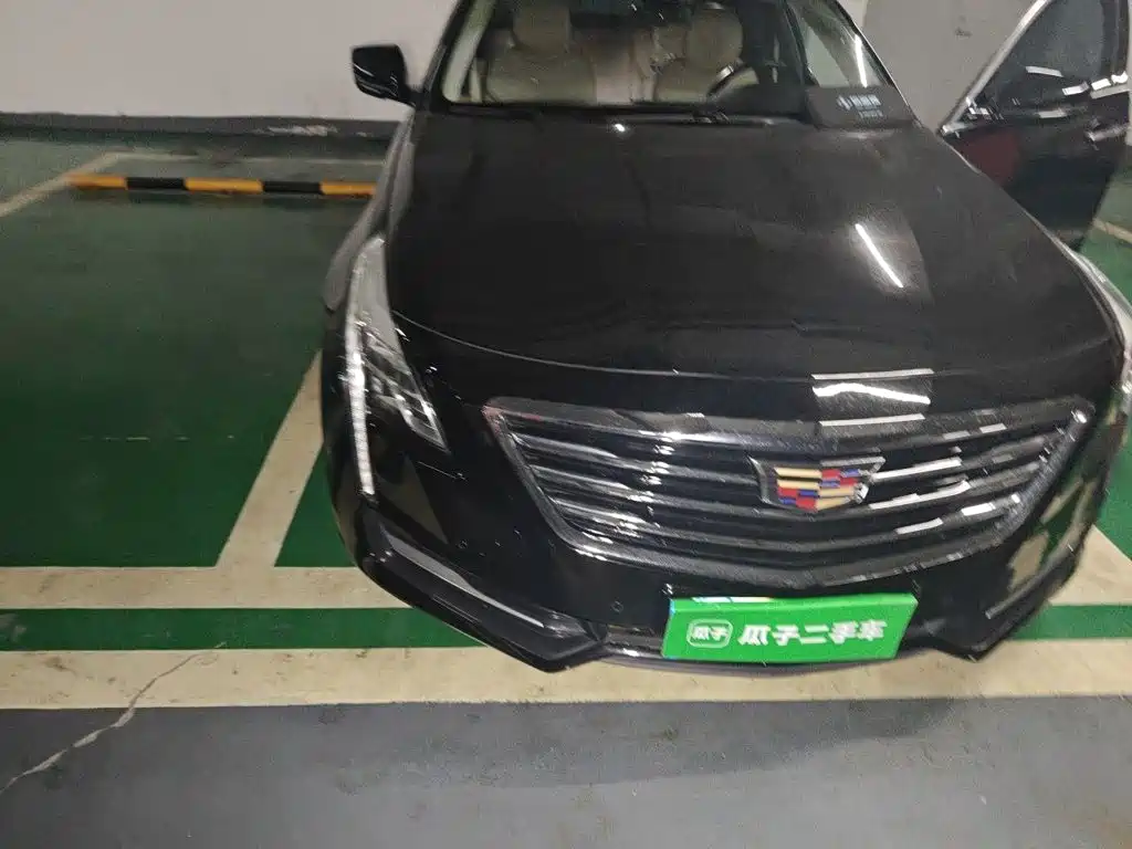 Фото 14 - Cadillac CT6