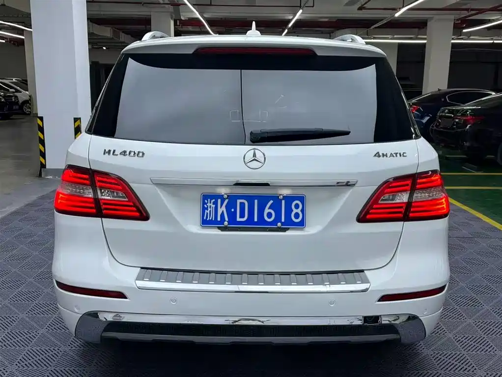 Mercedes-Benz M-Class 2014 ML 400 4MATIC Luxury фото 5