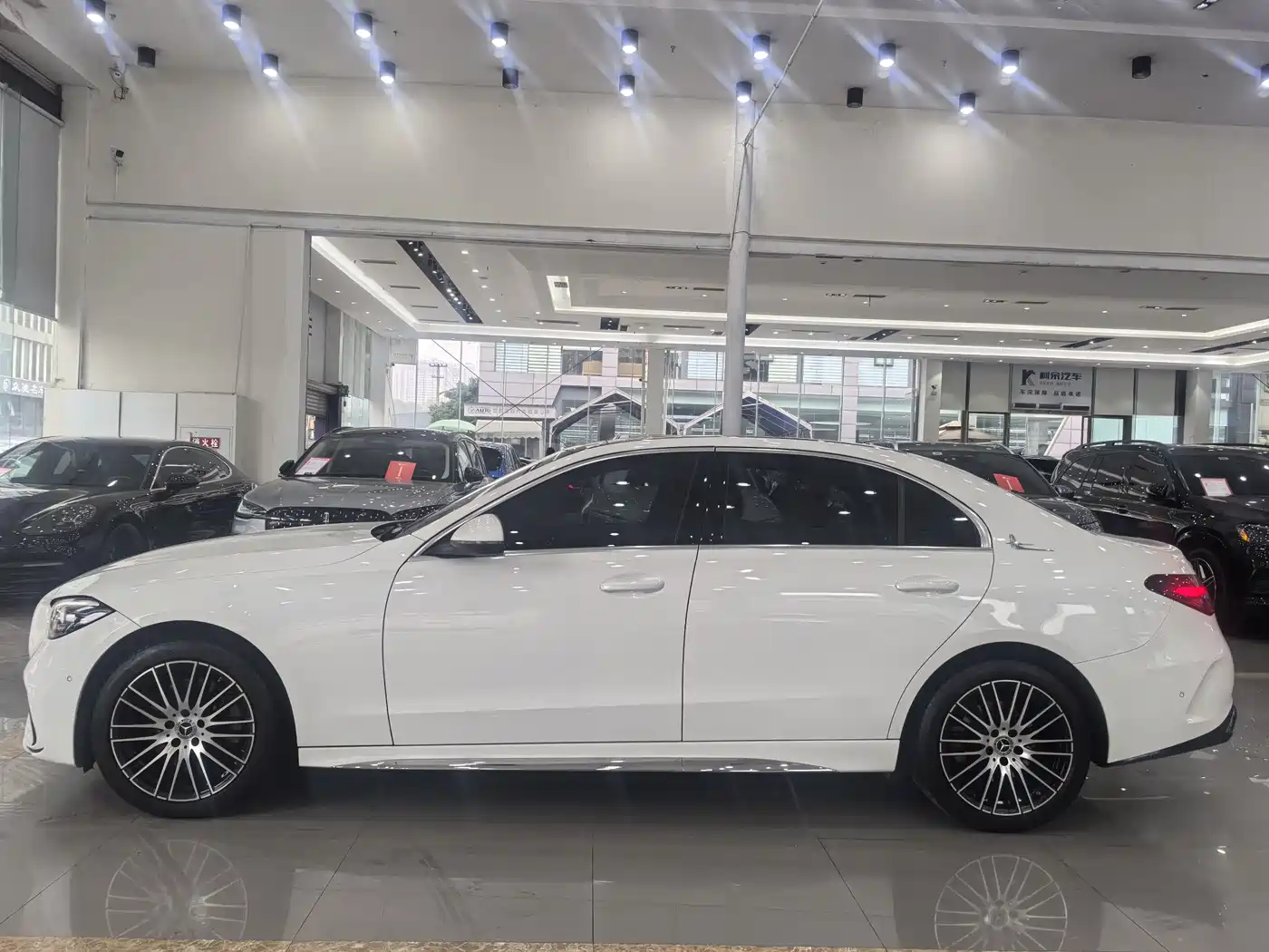 Mercedes-Benz C-Class 2024 Second Facelift C 260 L Sport фото 7