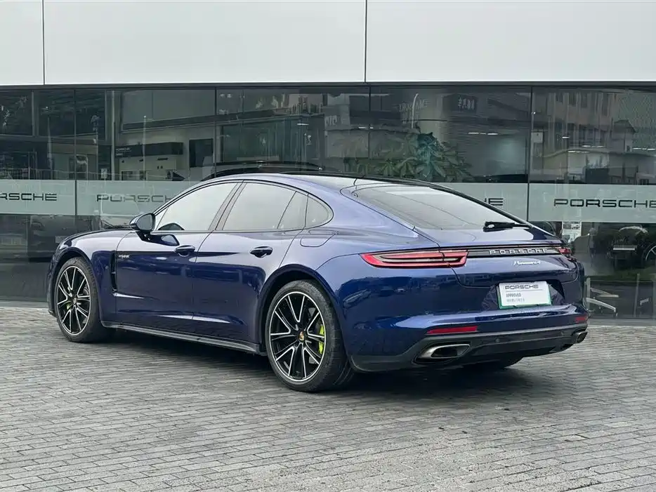 PORSCHE PANAMERA NEW ENERGY