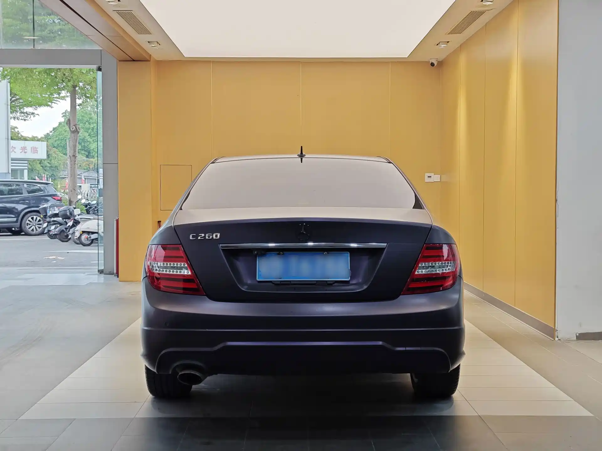 Фото 28 - Mercedes-Benz C-Class
