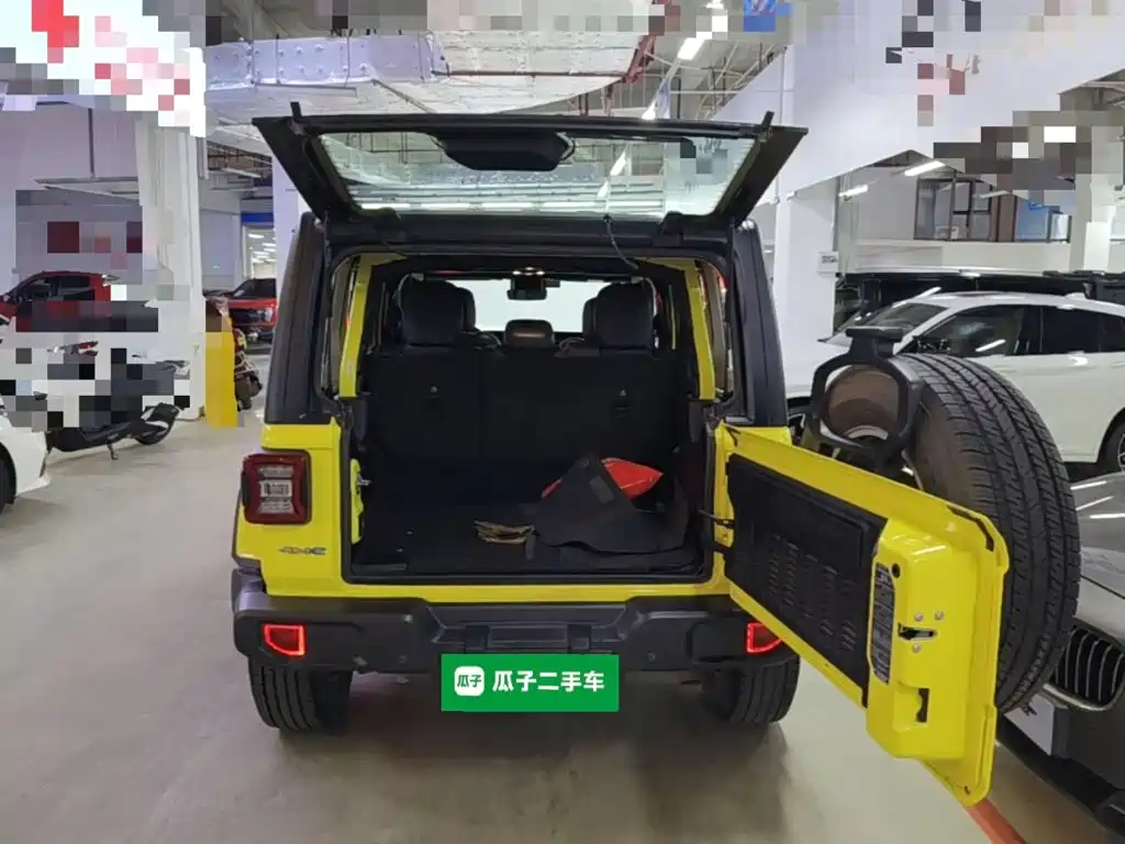 Jeep Wrangler 4xe 2024 2022 4-Door 2.0T 4xe Sahara Fluorescent Yellow Limited Edition