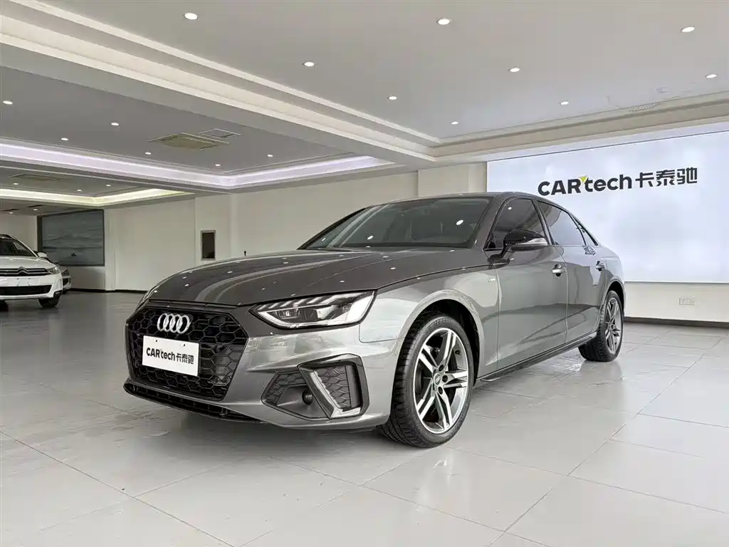 Audi A4L 2022 40 TFSI Luxury Dynamic