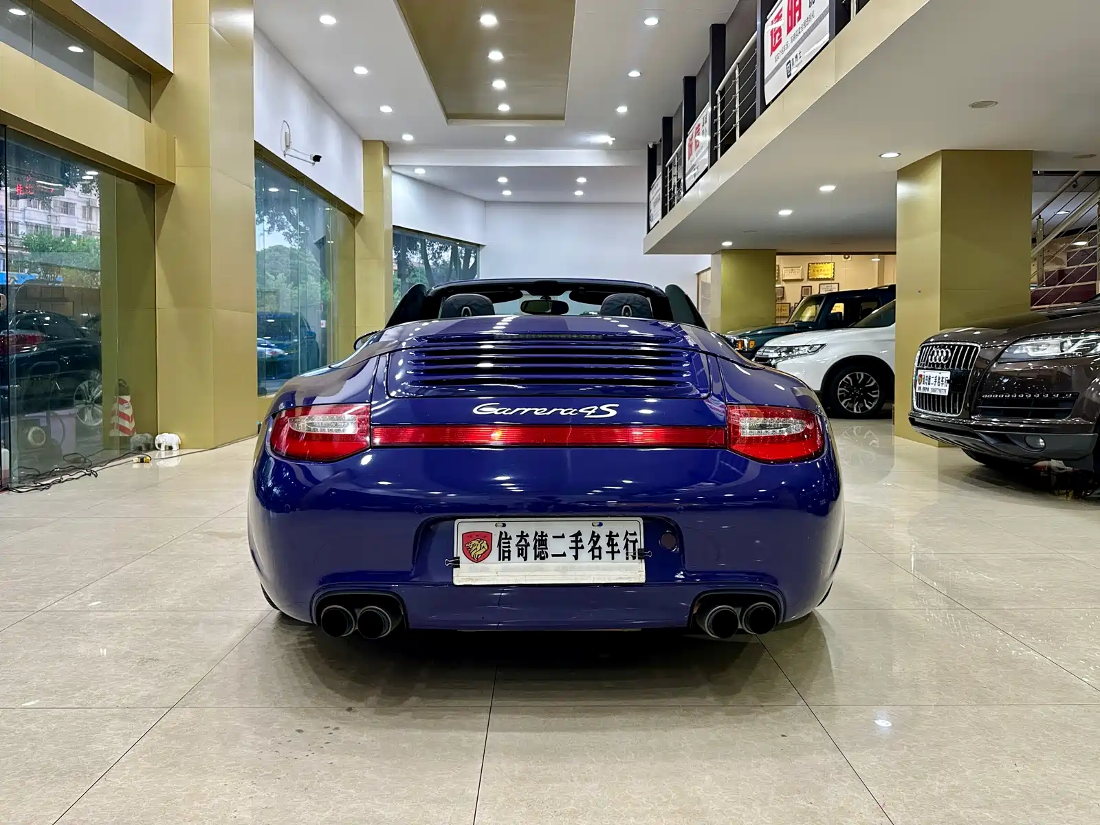 صورة 8 - Porsche 911