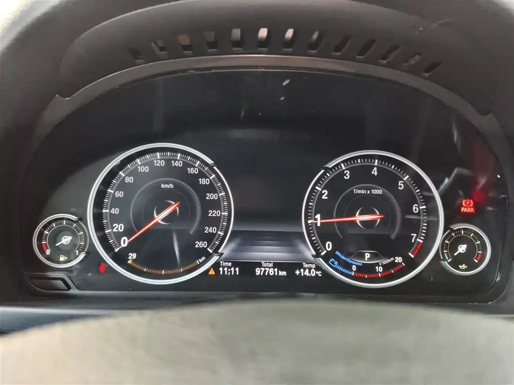 BMW 5 Series 2017 528Li Leading Edition фото 8