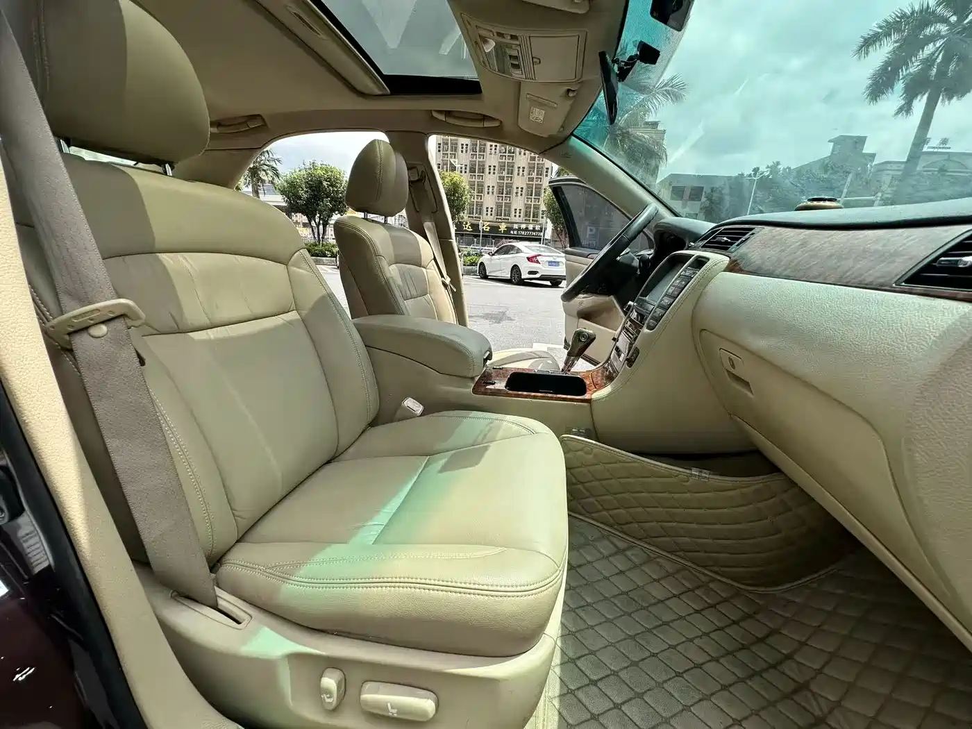 Toyota Crown 2005 2005 Model 3.0L Royal Saloon G VIP