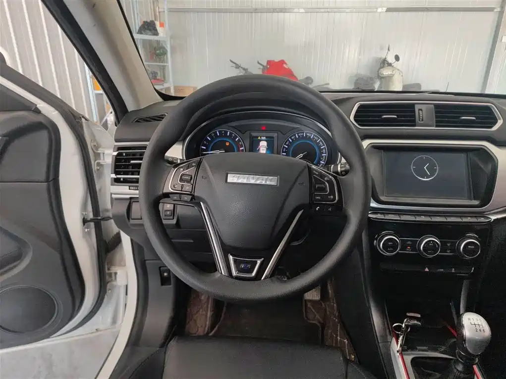 Haval H2 2018 Creation Edition Blue Label 1.5T Manual 2WD Style фото 11