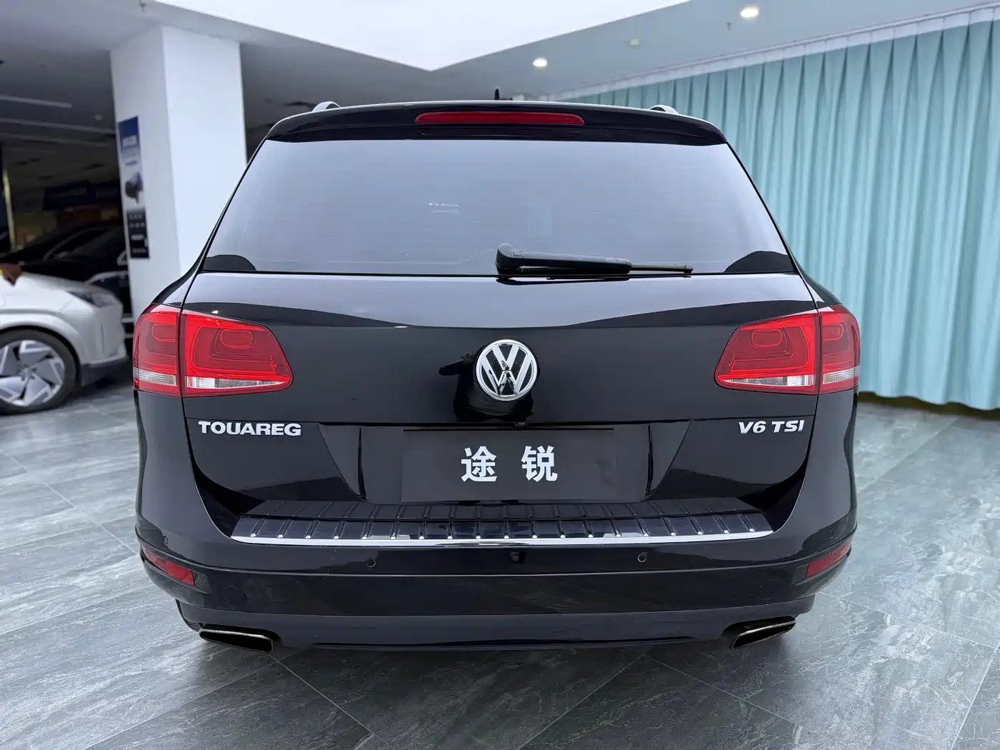 Volkswagen Touareg 2011 3.0TSI Premium фото 11