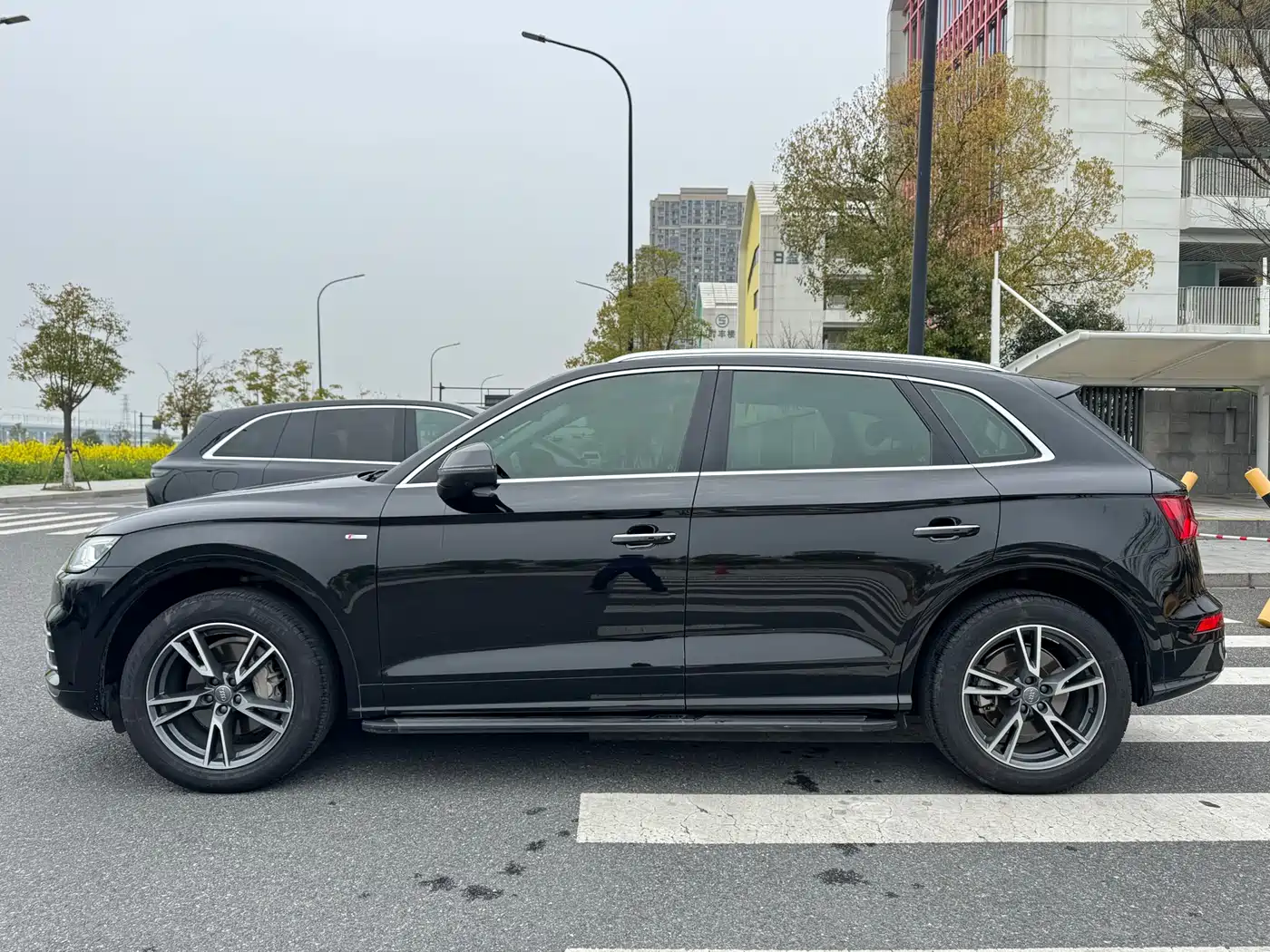 Audi Q5L 2018 40 TFSI Premium Fashion China VI фото 7