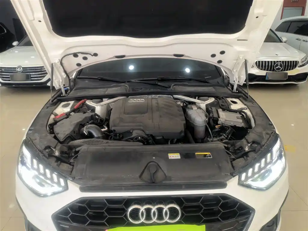 Audi A4L 2023 40 TFSI Luxury Sport фото 16