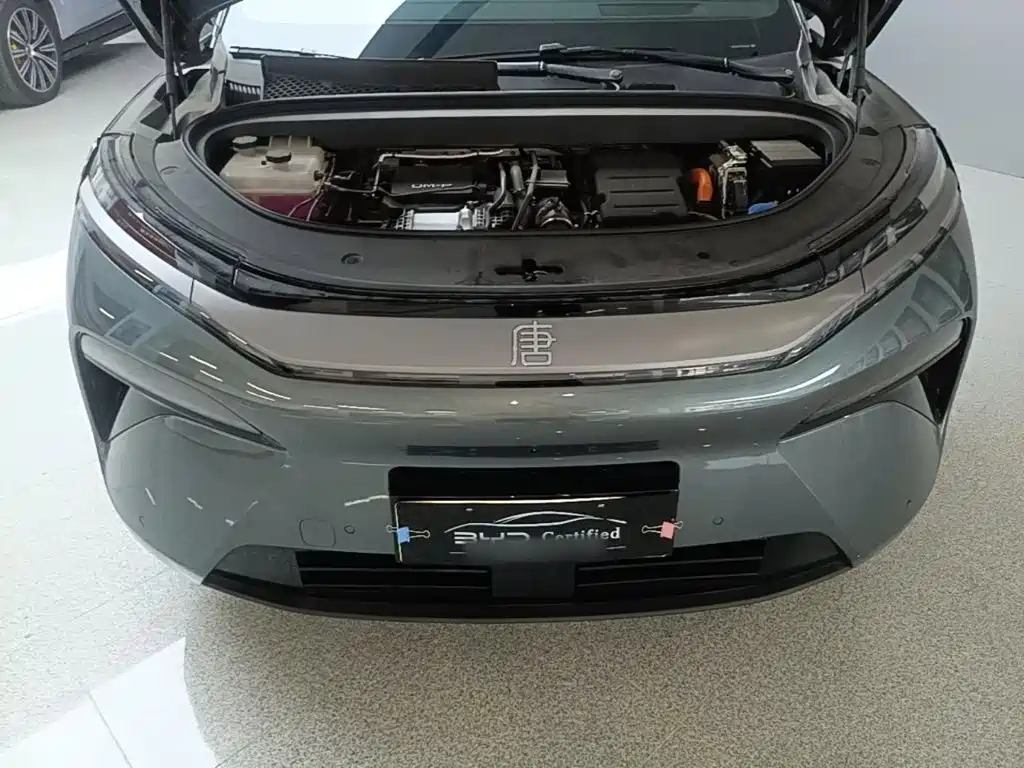 BYD Tang L 2025 2025 DM 175KM Drone Player Edition