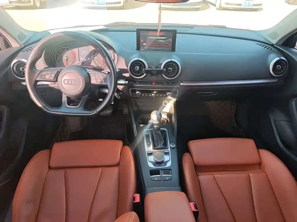 Photo 10 - Audi A3